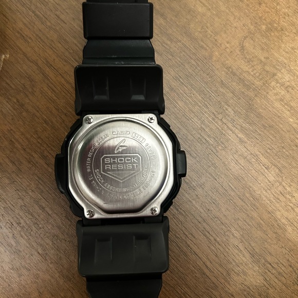 Casio Men's G-Shock Watch with Gray Resin Strap - Picture 8 of 8